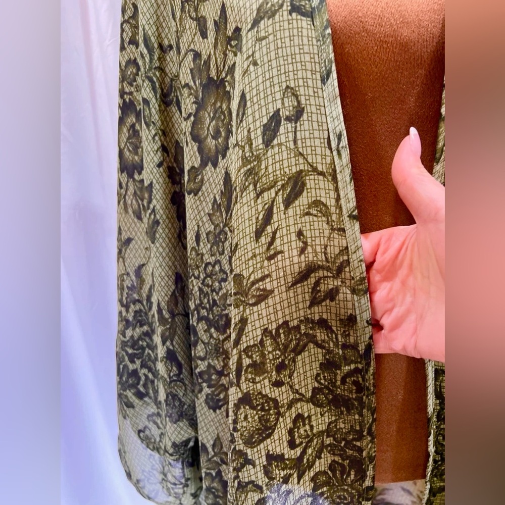 Handmade Moss Green Floral Sheer Kimono Robe - Yukata Robe - Bohemian Robe - Picture 7 of 7